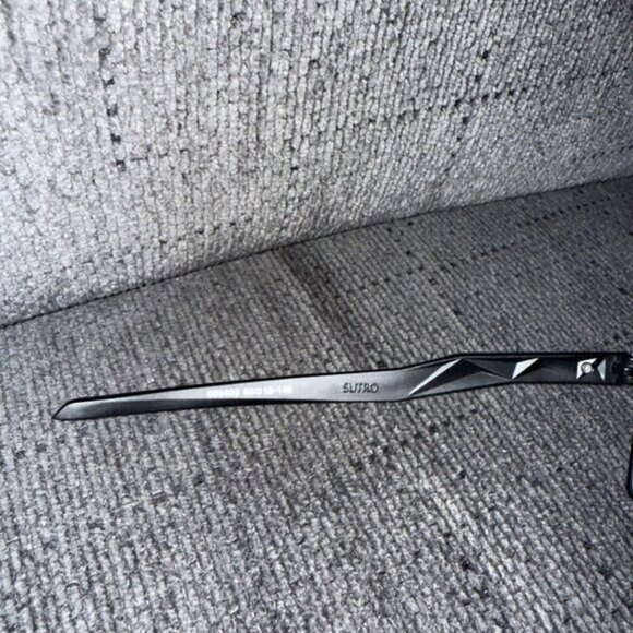 (OO9406) Oakley Sutro PRIZM Polarized Black Frame - Picture 9 of 12